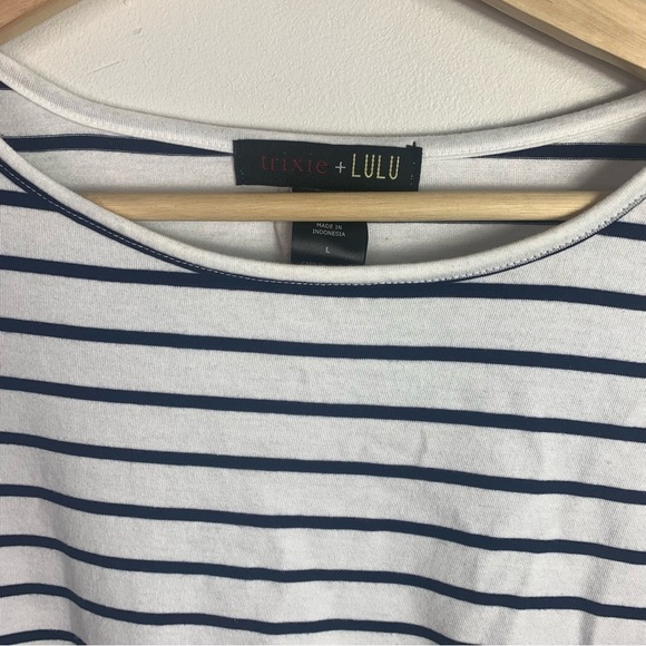 Trixie + Lulu White & Navy Striped Sheath Dress Size Large NWOT - Picture 3 of 4